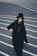 Load image into Gallery viewer, MAN ON THE RUN || BLACK UNISEX HOODIE
